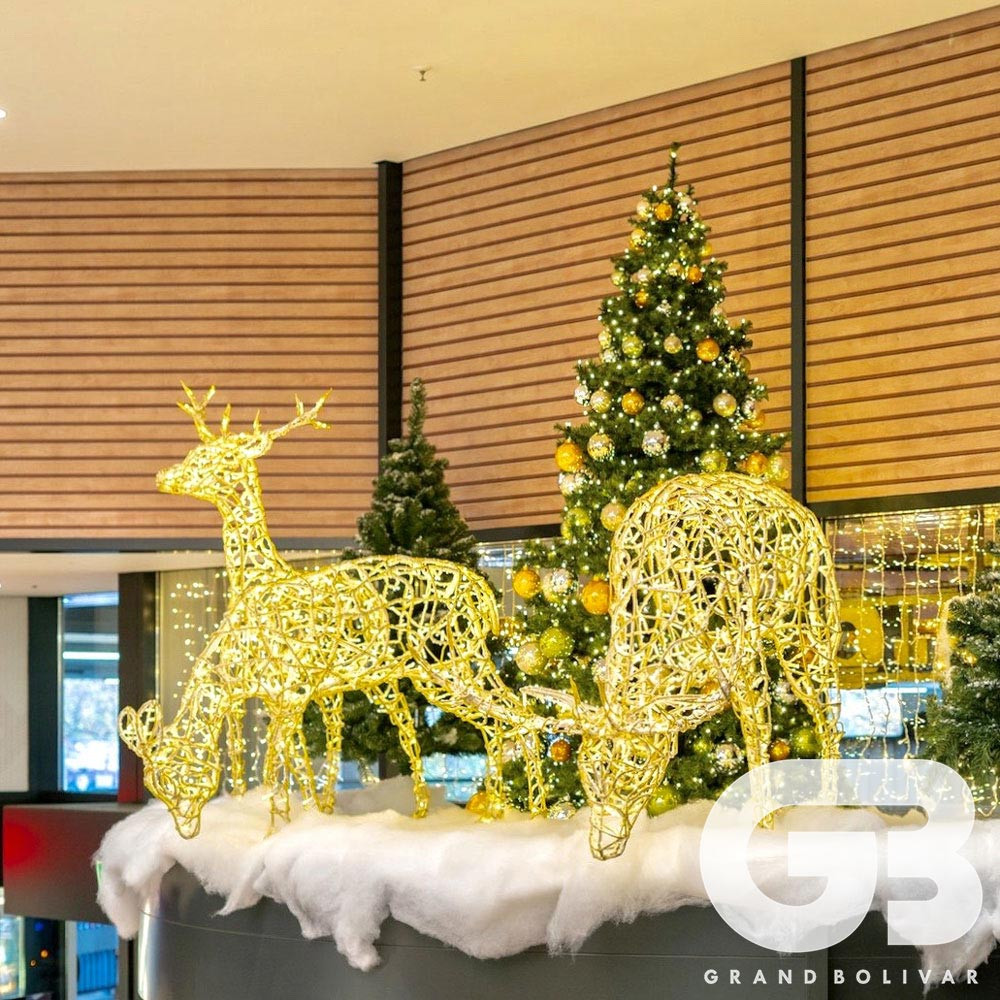 Светодиодные олени, световые конструкции, праздничная иллюминация, новогоднее оформление торговых центров, олень светодиодный, олень новогодний  » Кликните для увеличения ->