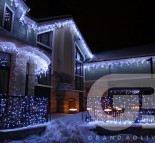 Новогоднее украшение домов, Новогоднее оформление фасадов коттеджей  » Кликните для увеличения ->
