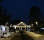 Праздничная иллюминация парка Юбилейный г.Покровск. Звезное небо из гирлянд, световые консоли, украшение города к новому году.Светодиодные консоли на опоры  » Кликните для увеличения ->