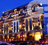Новогоднее оформление фасада отеля "Интерконтиненталь" г. Киев  » Кликните для увеличения ->