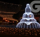 Новогоднее оформление В ЖК София, звездное небо из гирлянд, фонтан светодиодный  » Кликните для увеличения ->
