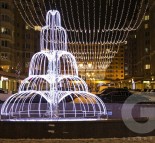 Новогоднее оформление В ЖК София, звездное небо из гирлянд, фонтан светодиондный  » Кликните для увеличения ->